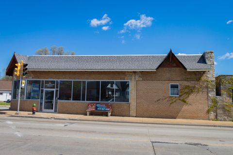 Photo of 5424-5430 W Lisbon Ave, Milwaukee, WI 53210 (MLS # 1961053)