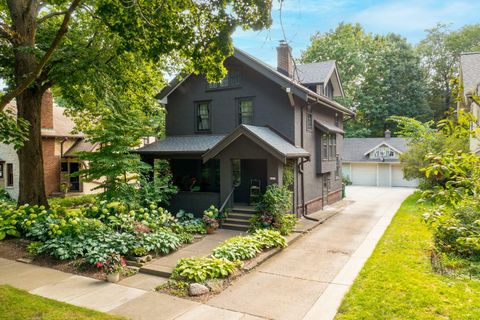 Photo of 1431 N 69th St, Wauwatosa, WI 53213 (MLS # 1934464)