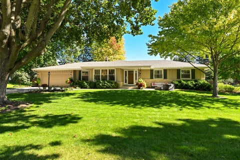 Photo of 3640 Dominic Dr, Brookfield, WI 53045 (MLS # 1982125)