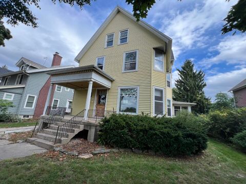 Photo of 1764 N 74th St, Wauwatosa, WI 53213 (MLS # 1940801) Photo of 1764 N 74th St, Wauwatosa, WI 53213 (MLS # 1940801)