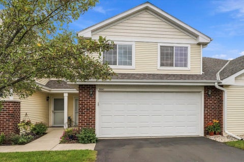 Photo of 864 Ashley Ave, Port Washington, WI 53074 (MLS # 1981532)