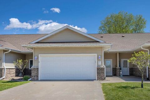 Photo of 411 Cherry Ln S, Holmen, WI 54636 (MLS # 1961634)