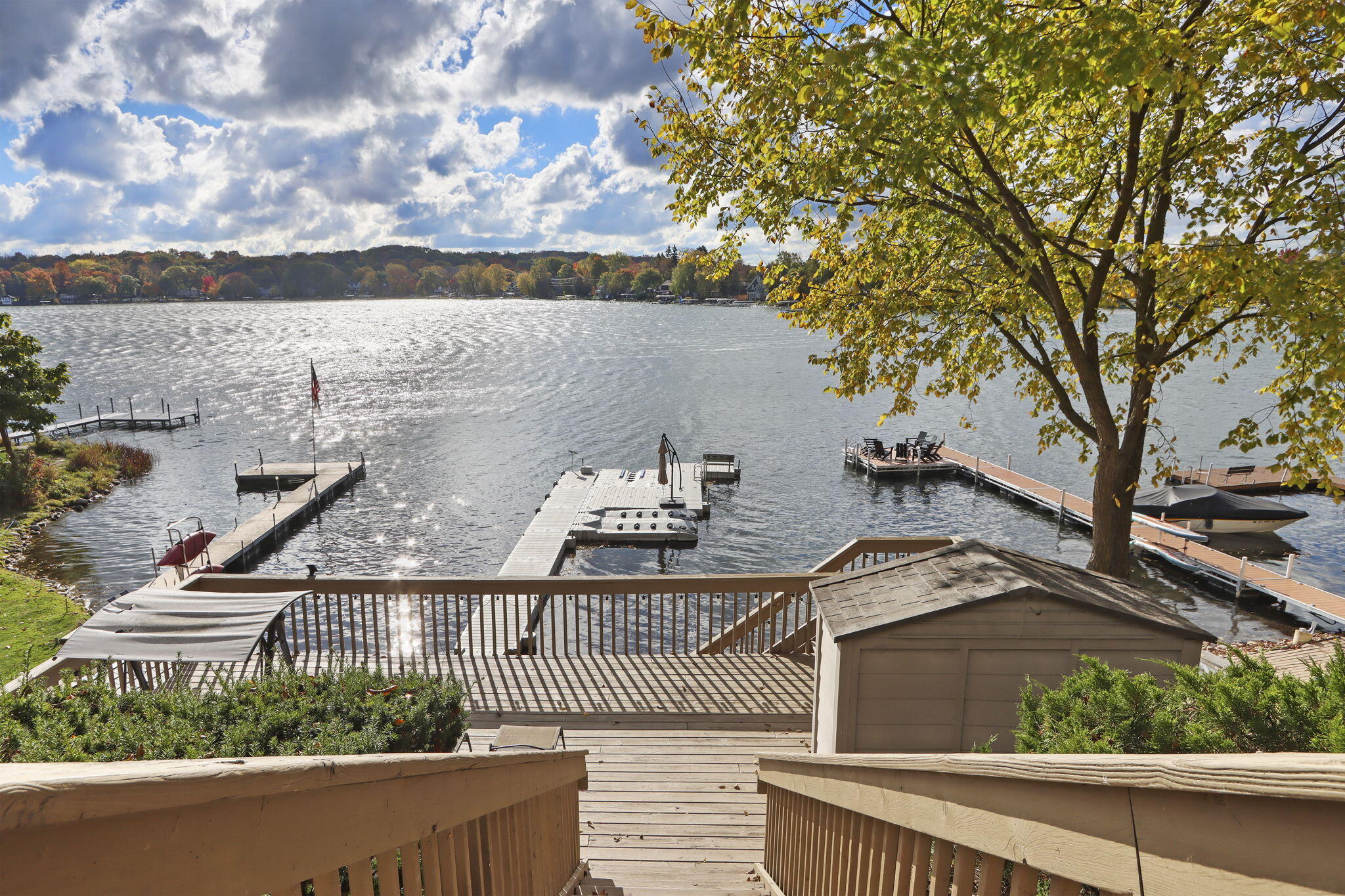 Twin Lakes, Wisconsin 53181, United States, 5 Bedrooms Bedrooms, ,3 BathroomsBathrooms,Residential,Active,253076