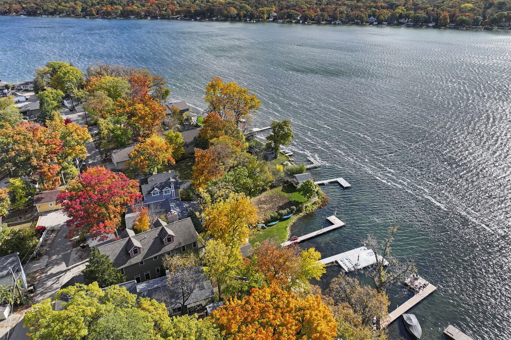 Twin Lakes, Wisconsin 53181, United States, 5 Bedrooms Bedrooms, ,3 BathroomsBathrooms,Residential,Active,253076