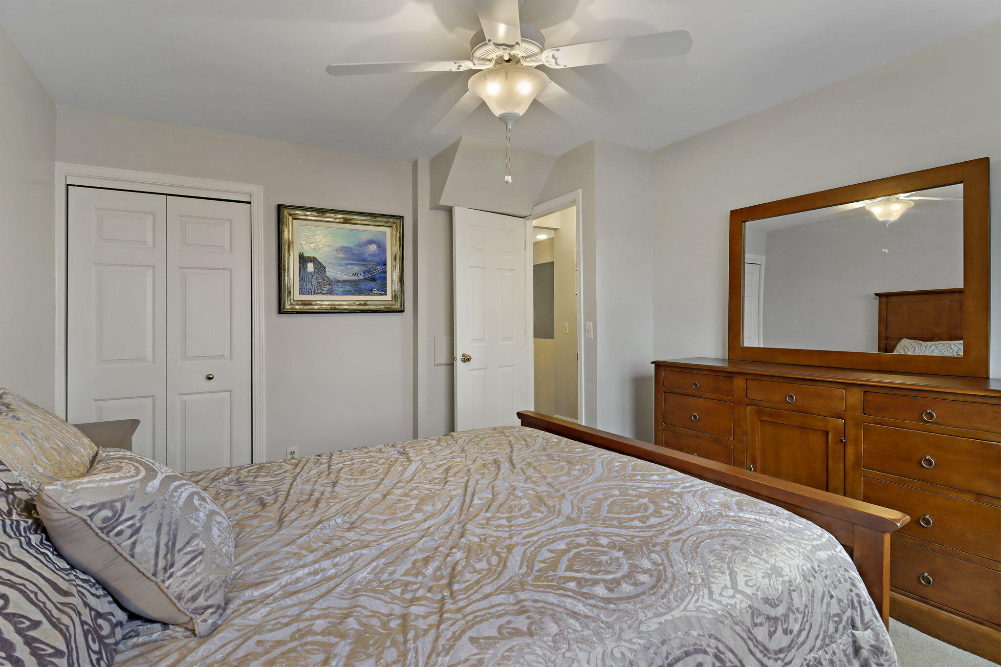 Twin Lakes, Wisconsin 53181, United States, 5 Bedrooms Bedrooms, ,3 BathroomsBathrooms,Residential,Active,253076