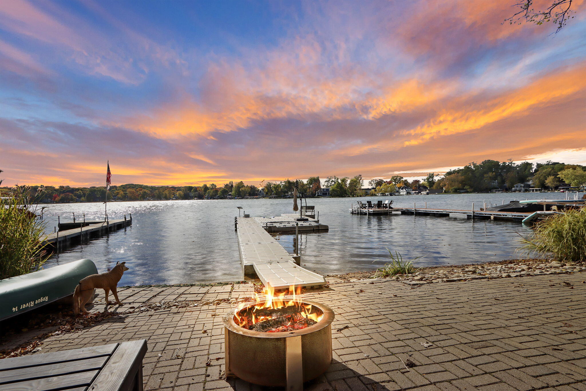 Twin Lakes, Wisconsin 53181, United States, 5 Bedrooms Bedrooms, ,3 BathroomsBathrooms,Residential,Active,253076