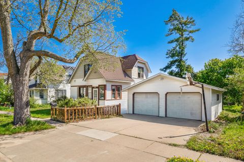 Photo of 217 N Dunlap Ave, Viroqua, WI 54665 (MLS # 1962477)