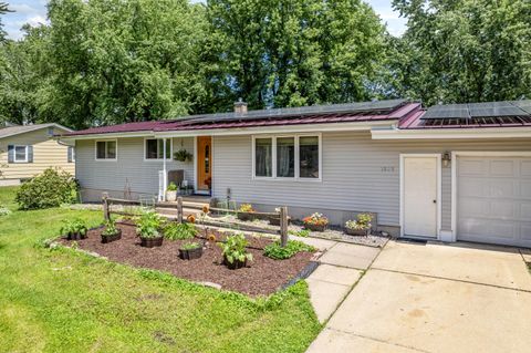 Photo of 1020 Farmers Ave, Tomah, WI 54660 (MLS # 1955298)