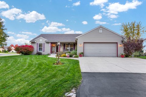 Photo of 1823 Creek Ridge Dr, Caledonia, WI 53402 (MLS # 1941490)