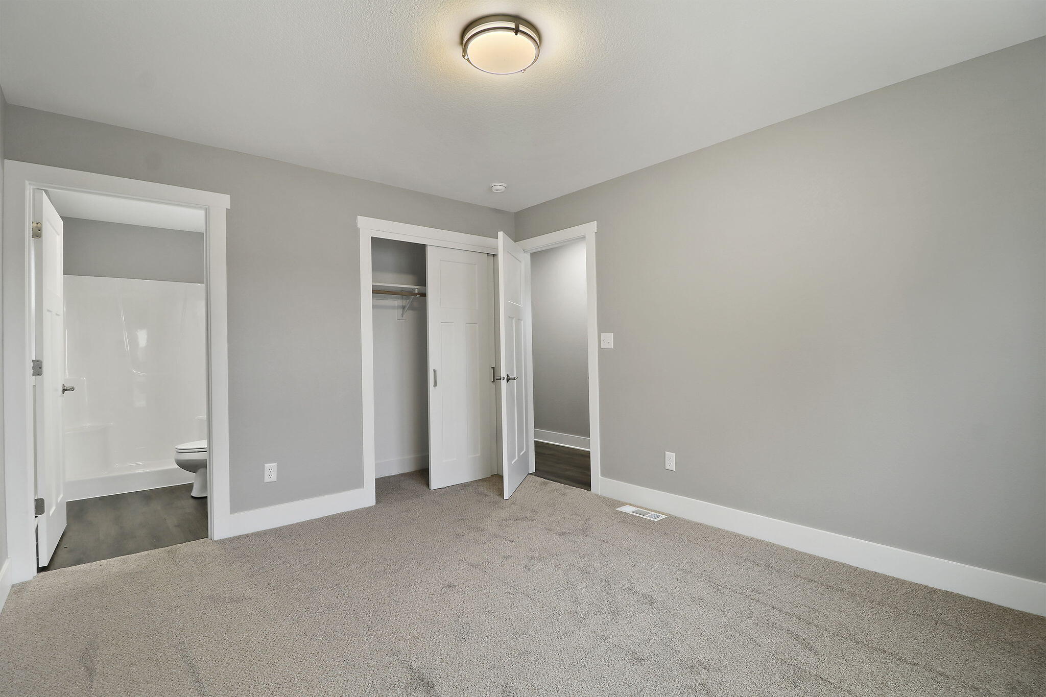 Kenosha, Wisconsin 53142, United States, 3 Bedrooms Bedrooms, ,2 BathroomsBathrooms,Residential,Active,240798