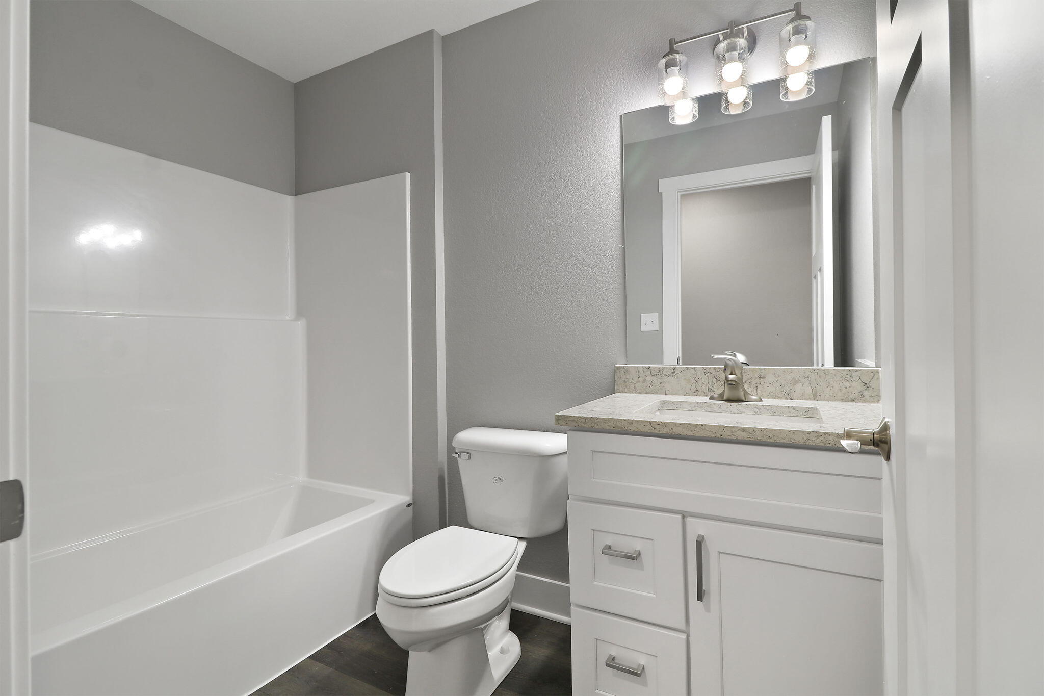 Kenosha, Wisconsin 53142, United States, 3 Bedrooms Bedrooms, ,2 BathroomsBathrooms,Residential,Active,240798