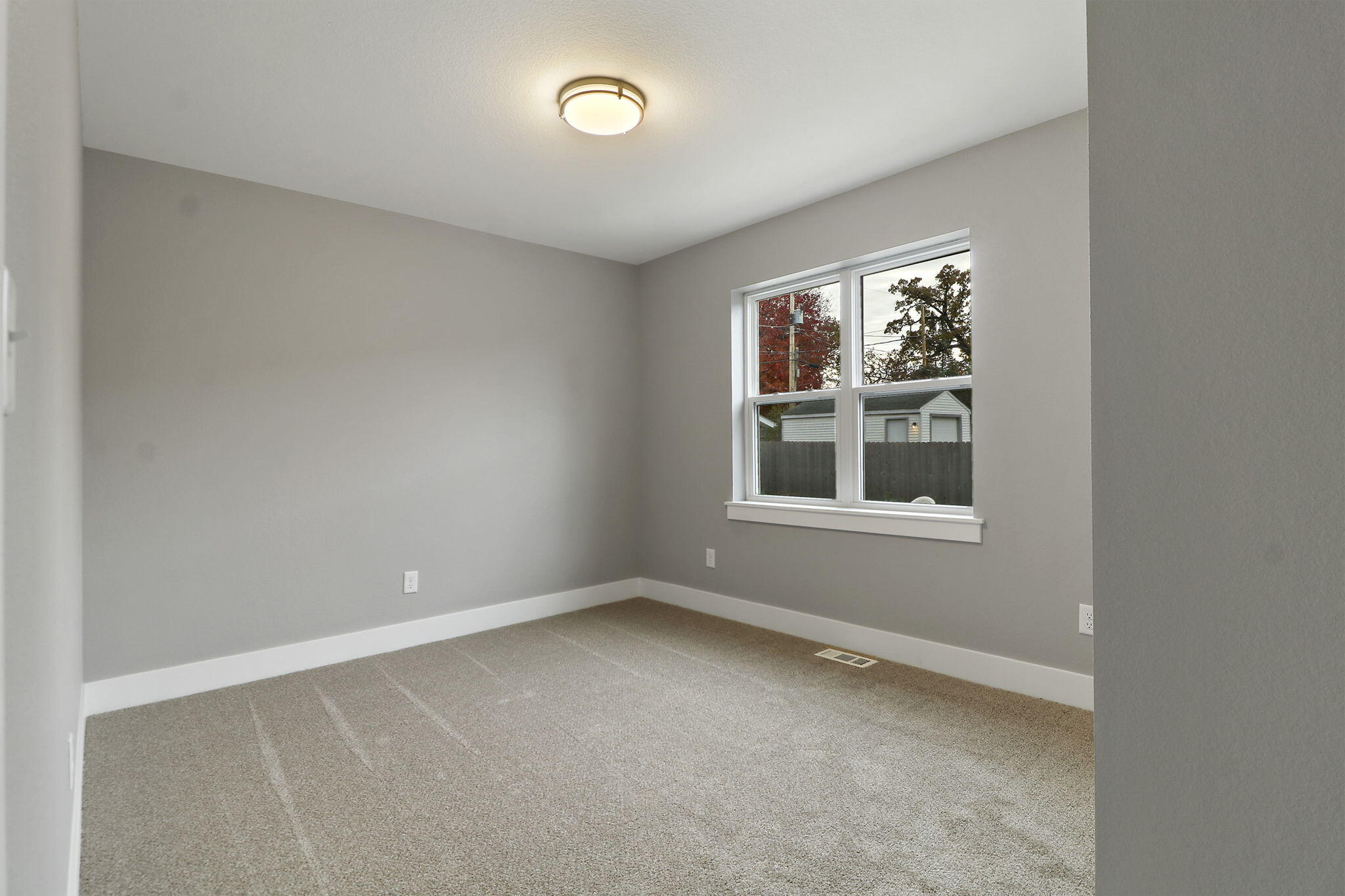 Kenosha, Wisconsin 53142, United States, 3 Bedrooms Bedrooms, ,2 BathroomsBathrooms,Residential,Active,240798