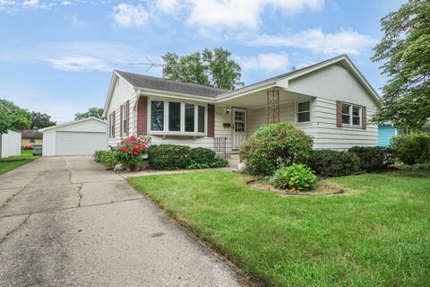 Photo of 10413 W Sheridan Ave, Milwaukee, WI 53225 (MLS # 1946107)