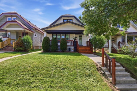 Photo of 3331 W Lapham St, Milwaukee, WI 53215 (MLS # 1978762)