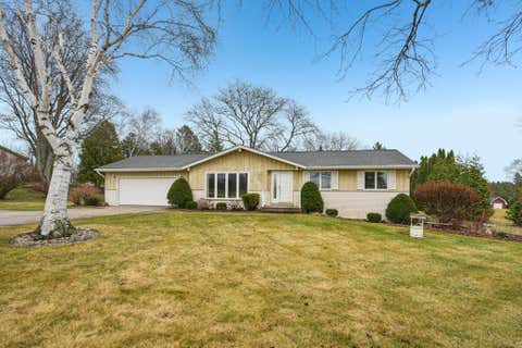 Photo of 558 Horns Corners Rd, Cedarburg, WI 53012 (MLS # 1954560)