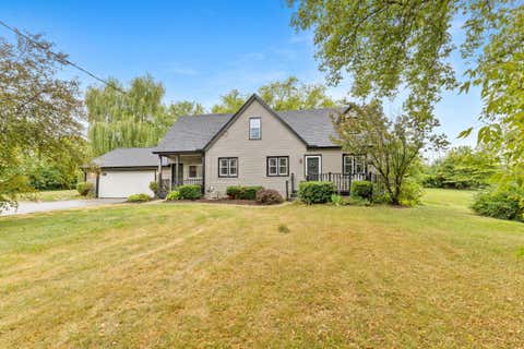 Photo of 10403 S Chicago Rd, Oak Creek, WI 53154 (MLS # 1973547)