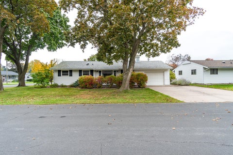 Photo of 1241 Shorewood Dr, Shelby, WI 54601 (MLS # 1982962)
