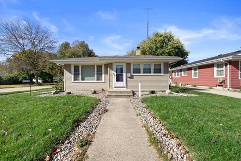 Photo of 3322 24th Ave, Kenosha, WI 53140 (MLS # 1985570)