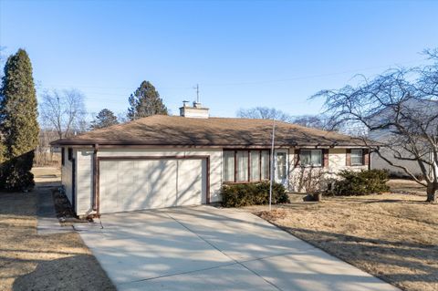 Photo of 230 E Beutel Rd, Port Washington, WI 53074 (MLS # 1904832)