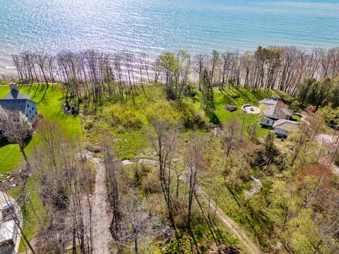 Photo of 4314 High Point Beach Rd, Port Washington, WI 53074 (MLS # 1918942)