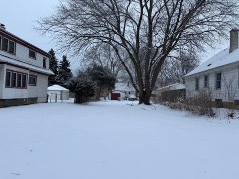 Photo of 4352 N 17th St, Milwaukee, WI 53209 (MLS # 1948137)