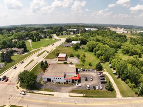 820 W Sumner St Hartford WI 53027