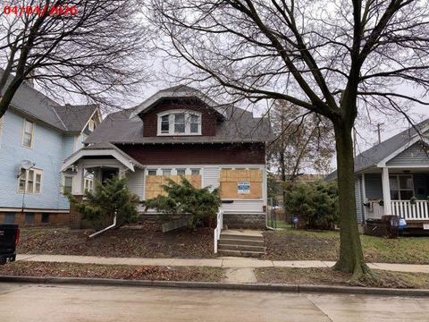 Photo of 1834 N 28th St, Milwaukee, WI 53208 (MLS # 1957801)