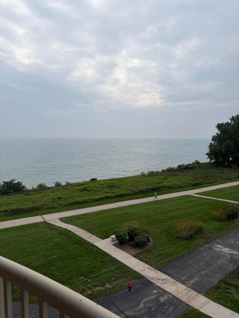 Photo of 4110 S Lake Dr S, Saint Francis, WI 53235 (MLS # 1976409)