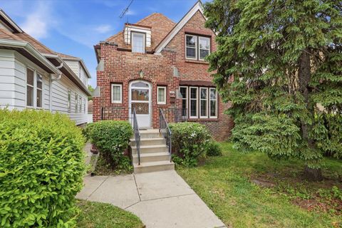 Photo of 1607 S 55th St, West Milwaukee, WI 53214 (MLS # 1964435)