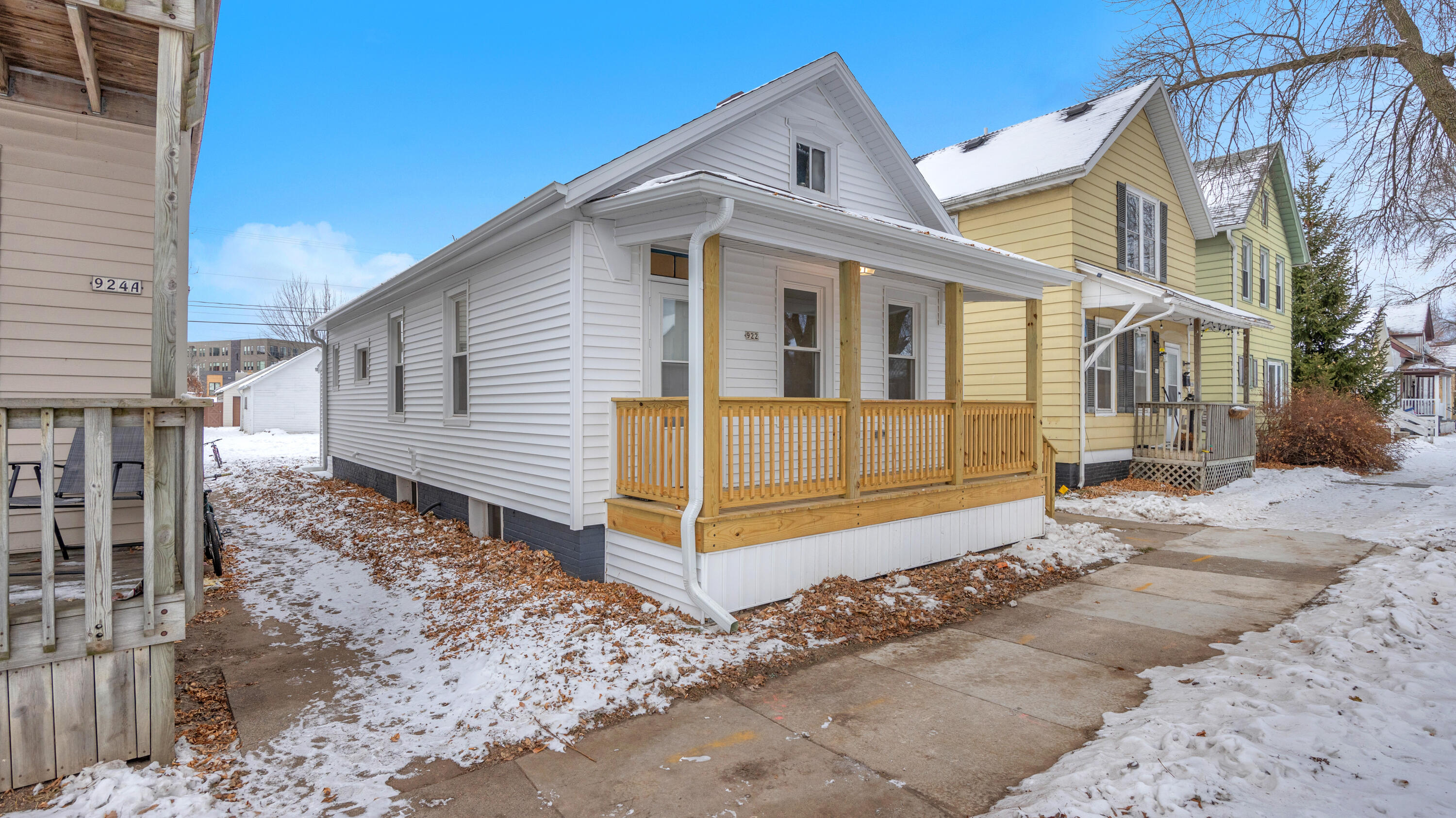 Sheboygan, Wisconsin 53081, United States, 3 Bedrooms Bedrooms, ,1 BathroomBathrooms,Residential,Active,252983