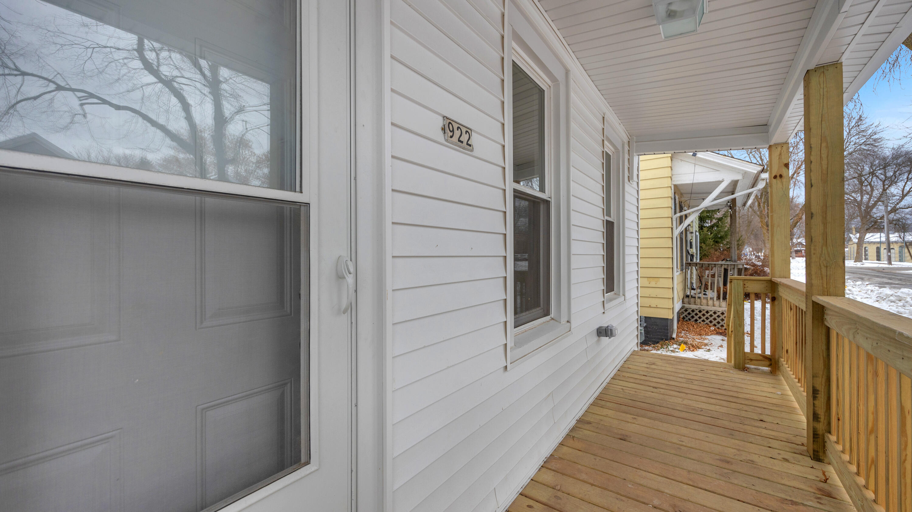 Sheboygan, Wisconsin 53081, United States, 3 Bedrooms Bedrooms, ,1 BathroomBathrooms,Residential,Active,252983