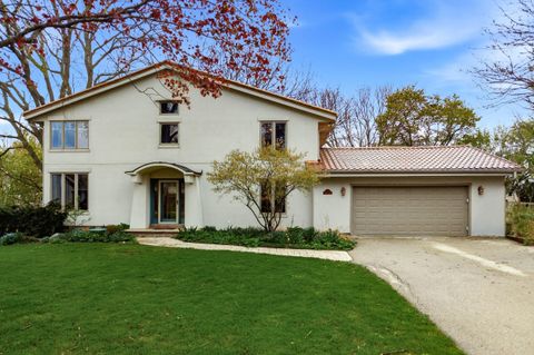 Photo of 15270 Red Fox Ln, Elm Grove, WI 53122 (MLS # 1960314)