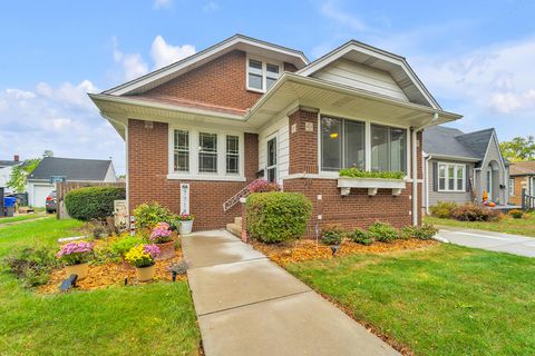 Photo of 7718 27 Ave, Kenosha, WI 53143 (MLS # 1939693)