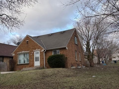 Photo of 2657 N 52nd St, Milwaukee, WI 53210 (MLS # 1957089)