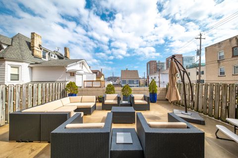 Photo of 1920 N Farwell Ave, Milwaukee, WI 53202 (MLS # 1958380)