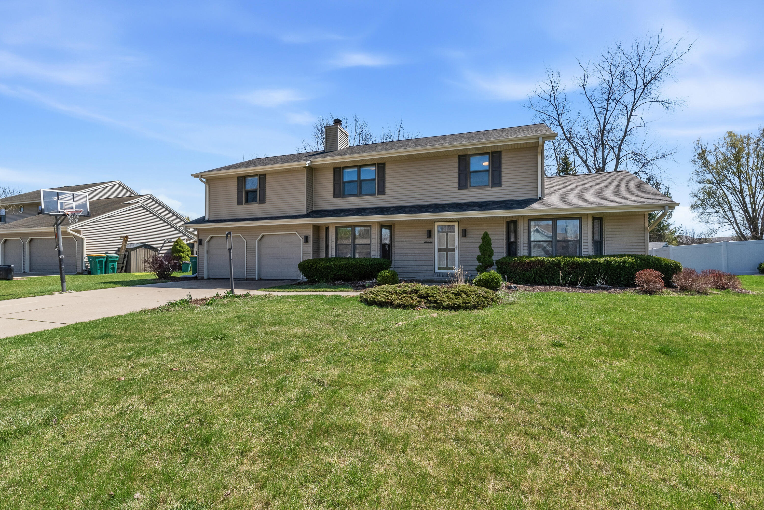 N108W17031 Hawthorne Dr