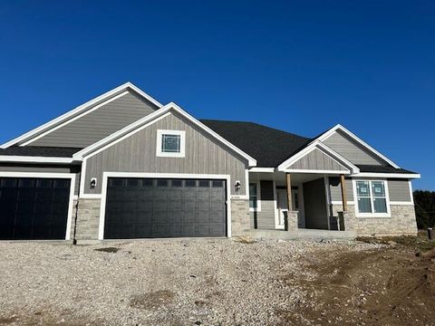 N59W25898 Amberwood Ct, Lisbon, WI 53089 - #: 1943681