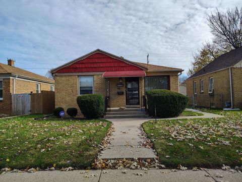 Photo of 4940 N 65th St, Milwaukee, WI 53218 (MLS # 1943974)