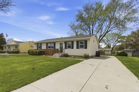 Photo of 2326 Butlin Dr, Beloit, WI 53511 (MLS # 1959377)