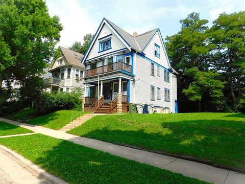 Photo of 2444 N Palmer St, Milwaukee, WI 53212 (MLS # 1980444)