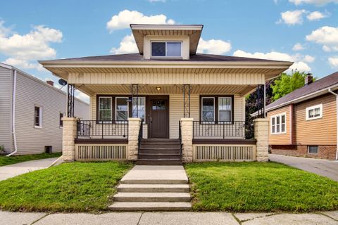 Photo of 2335 Olive St, Racine, WI 53403 (MLS # 1963432)