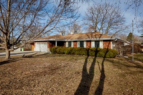 Photo of 18700 Moor Ct, Brookfield, WI 53045 (MLS # 1951743)