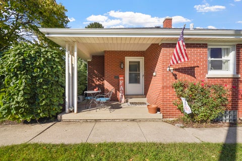 Photo of 3735 14th Ave, Kenosha, WI 53140 (MLS # 1983761)
