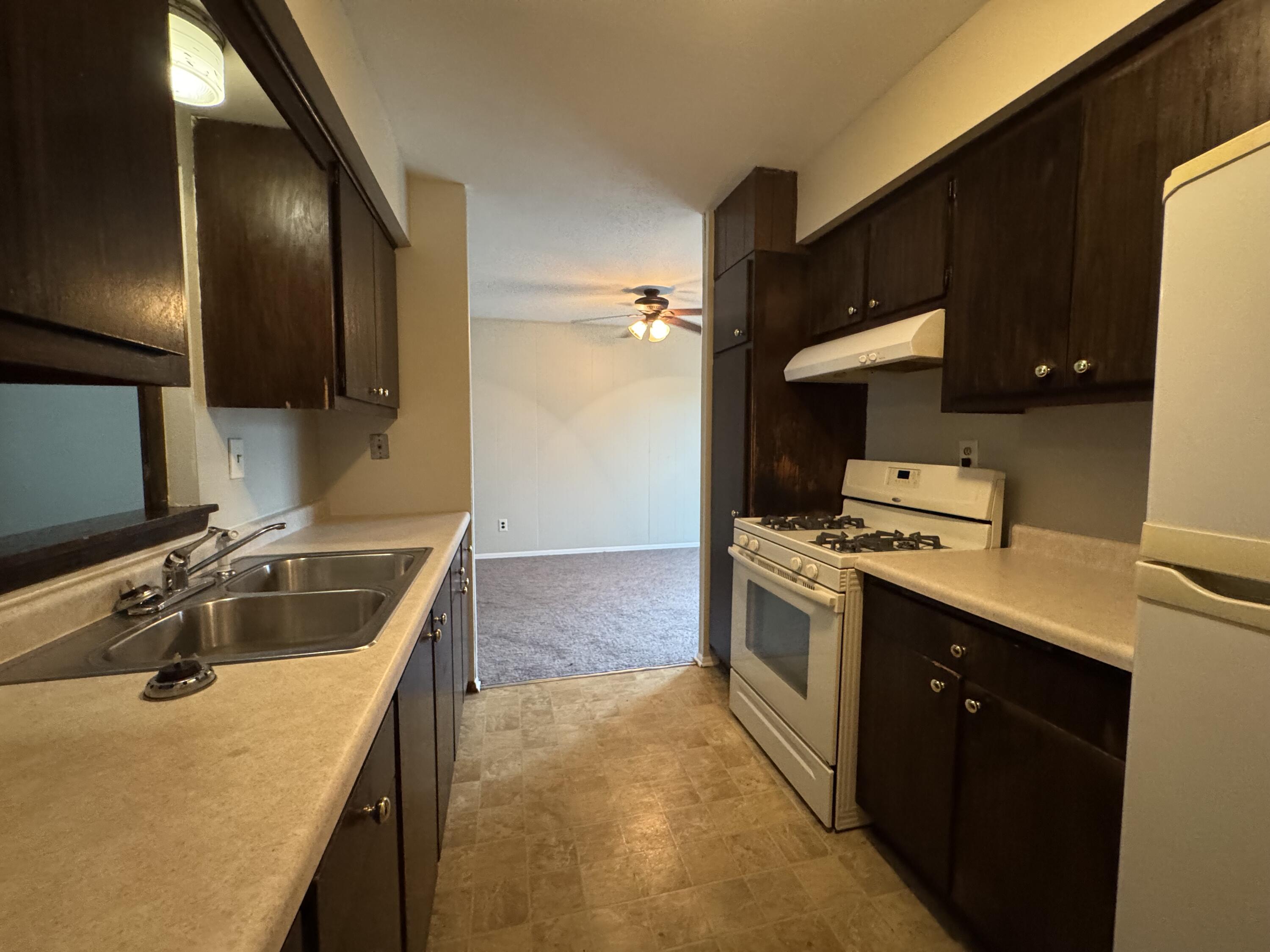 Milwaukee, Wisconsin 53223, United States, 3 Bedrooms Bedrooms, ,2 BathroomsBathrooms,Residential,Active,148427