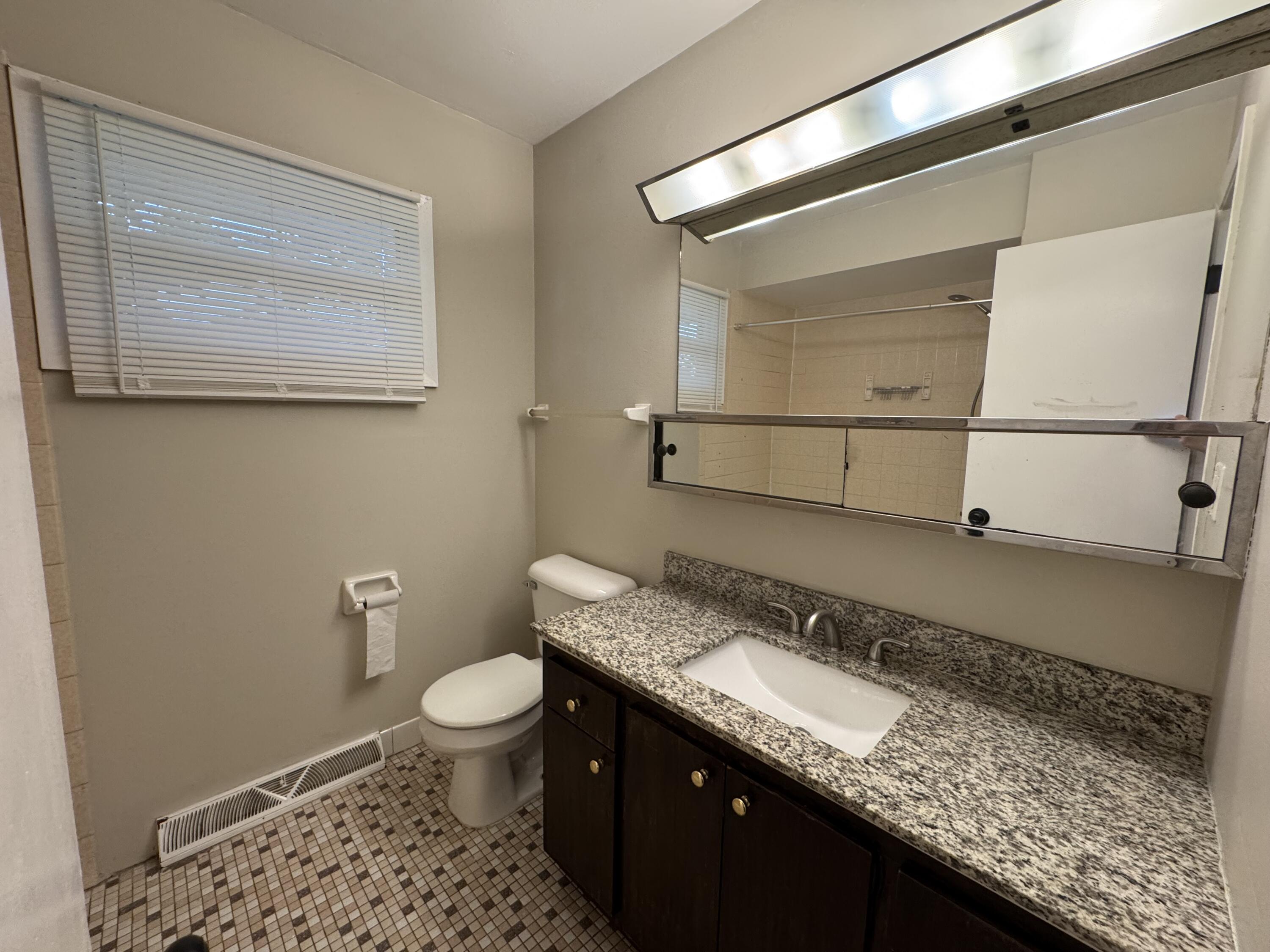 Milwaukee, Wisconsin 53223, United States, 3 Bedrooms Bedrooms, ,2 BathroomsBathrooms,Residential,Active,148427