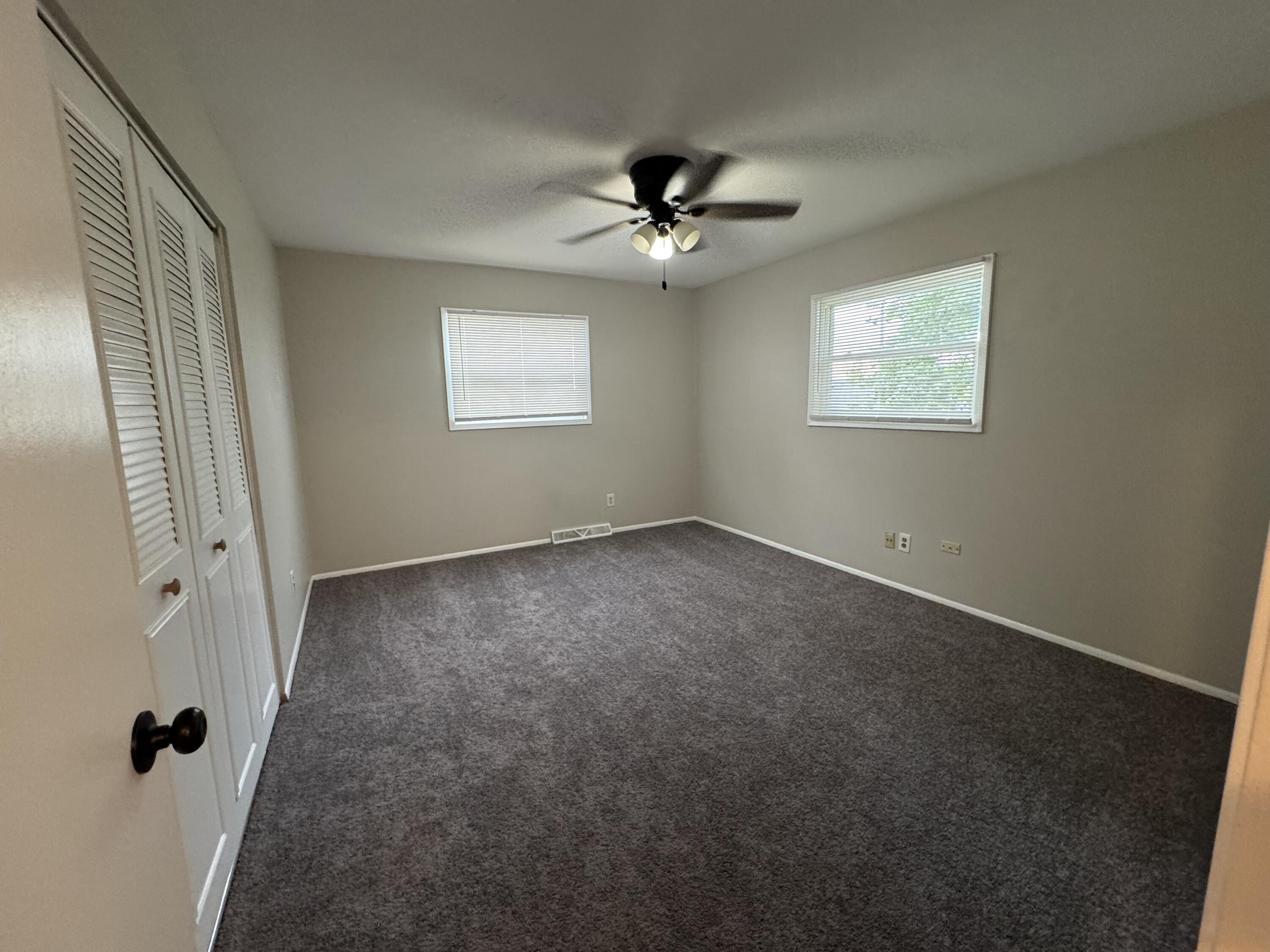 Milwaukee, Wisconsin 53223, United States, 3 Bedrooms Bedrooms, ,2 BathroomsBathrooms,Residential,Active,148427