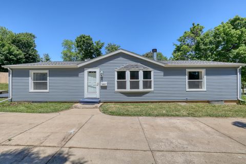 Photo of 2451 S 92nd St, West Allis, WI 53227 (MLS # 1964872)