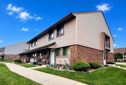 Photo of 6324 S 20th St, Milwaukee, WI 53221 (MLS # 1963683)