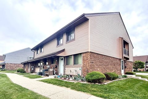 Photo of 6324 S 20th St, Milwaukee, WI 53221 (MLS # 1963683)