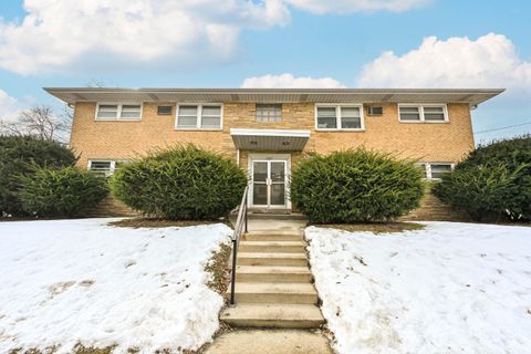 Photo of 7007 W Becher St, West Allis, WI 53219 (MLS # 1951571)